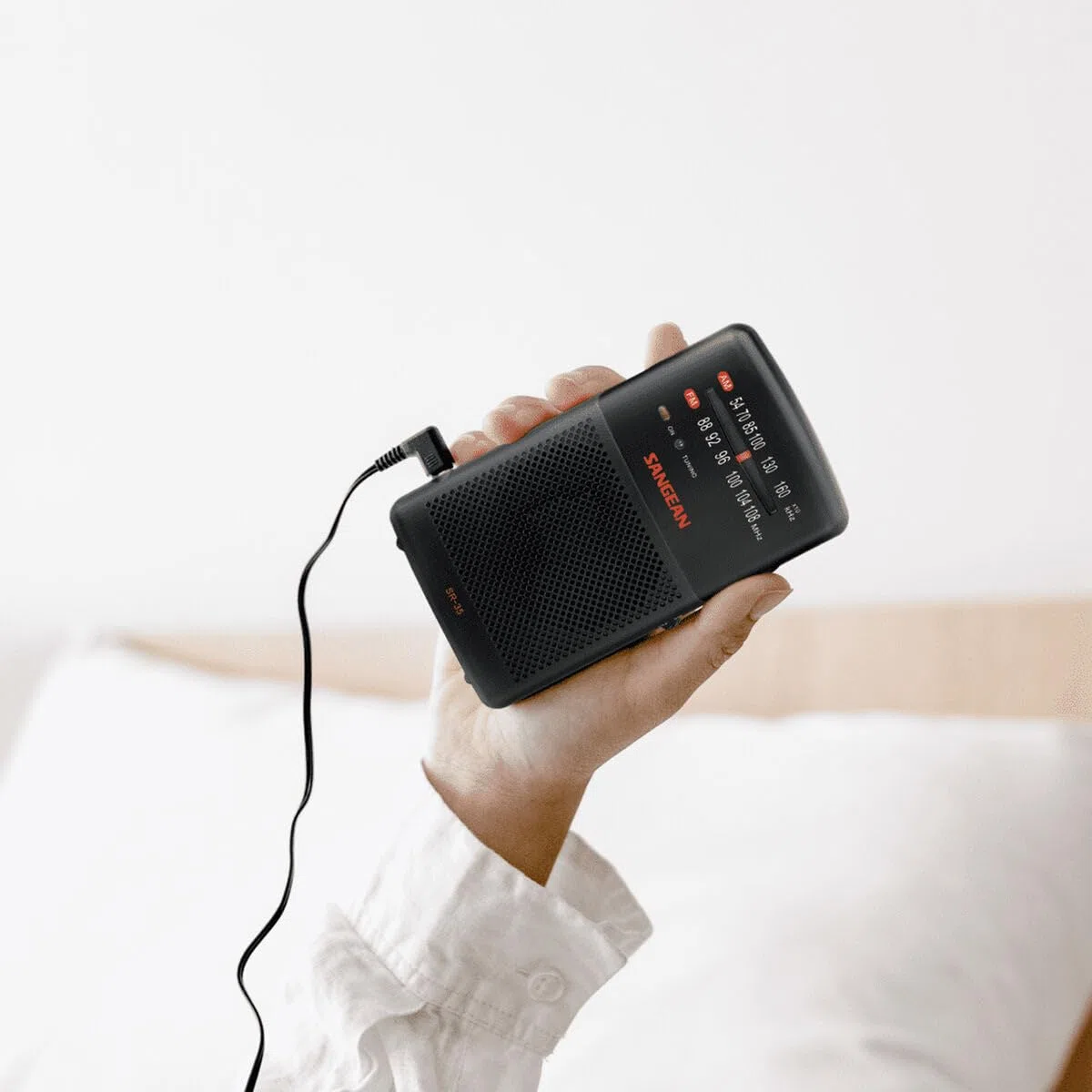 Sangean SR-35 Radio Portable compacte avec Haut Parleur intégré Noir