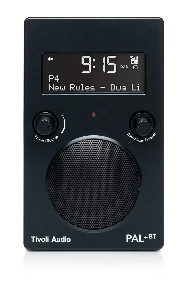 Tivoli Audio PAL+BT - Radio Reveil Vintage Rechargeable 16H de Batterie - Enceinte Bluetooth Portable Retro avec écran LED - Poste Radio Design Dab+/FM avec télécommande - Résistant à l'eau (Black)